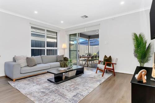 Campiana Retreat, 5 Beds, Near Virgara Wines, 2 Living Areas