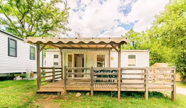 Camping maeva Escapades Coeur d'Ardèche **** - Mobile Home 3 Rooms 5/7 People + TV
