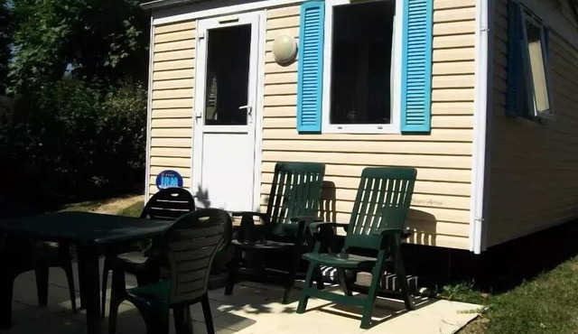 CAMPING THE BASTIDE * - Mobile Home 1 bedroom with sanitary ASTRIA 17,3 m2 2 people