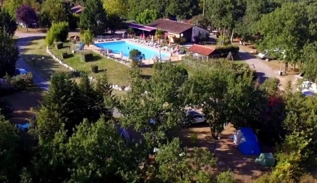 Camping 3 étoiles - Piscine - efahff