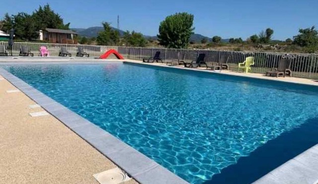 Camping 3 étoiles - Piscine - eeeehd