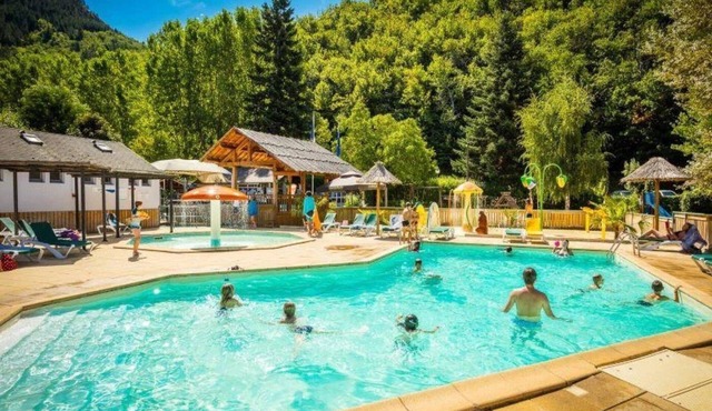Camping 3 étoiles - Piscine - efadfd