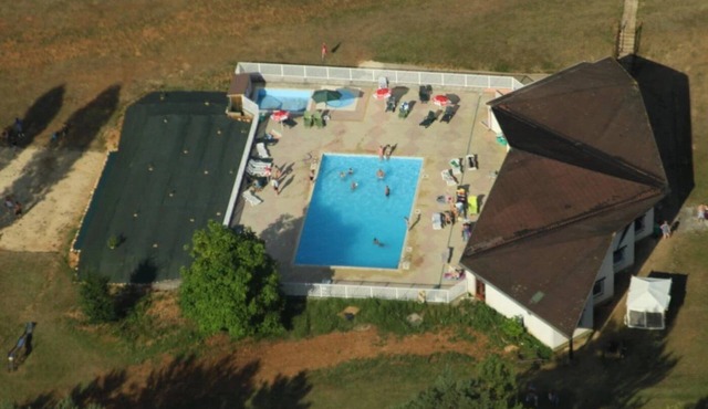 Camping 3 étoiles - Piscine - ccb0die