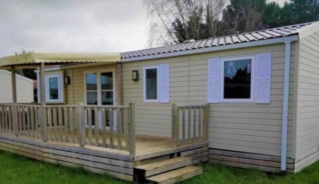 Camping 3 étoiles - Piscine - ccaehge