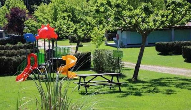 Camping 3 étoiles - Piscine - eehgeg