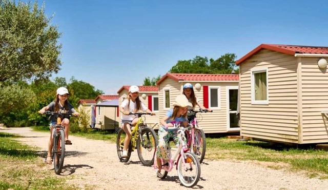 Camping 3 étoiles - Piscine - efaeh0