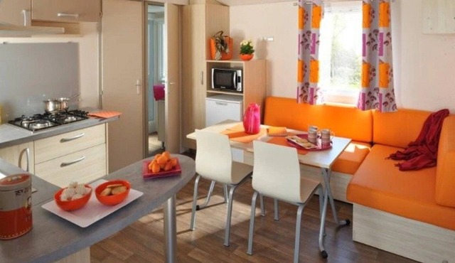 Camping 3 étoiles - efaici