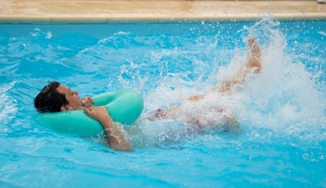 Camping 3 étoiles - Piscine - eececd