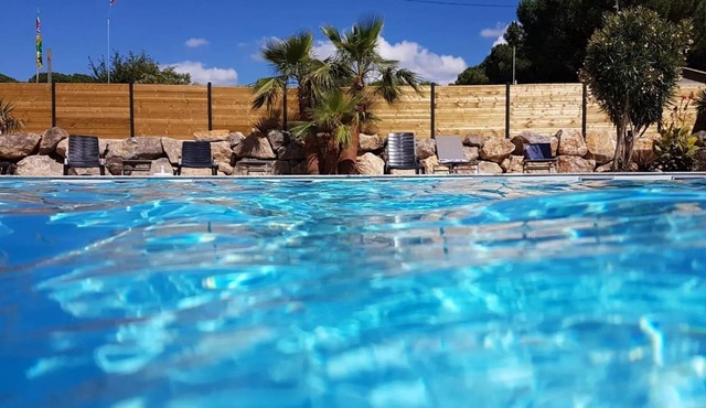 Camping 3 étoiles - Piscine - ccbahef
