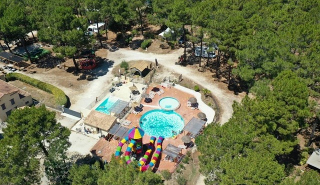 Camping 3 étoiles - Piscine - eehcid