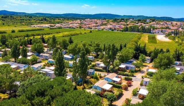 Camping 3 étoiles - proche réserve Sigean et plages