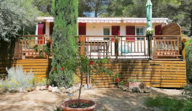 Camping 4 étoiles - Piscine - eecheg