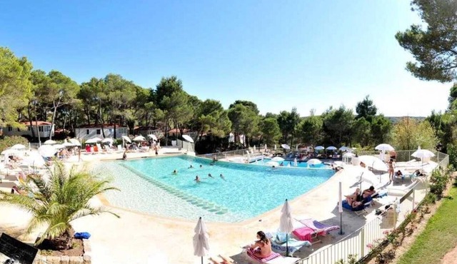 Camping 4 étoiles - Piscine - ccaadhb