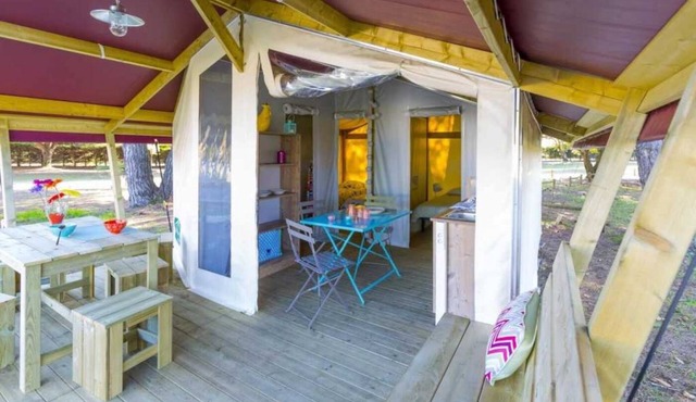 Camping 4 étoiles - Piscine - ccbahdd