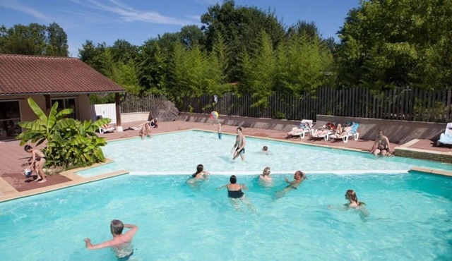 Camping 4 étoiles - Piscine - ccaaagi