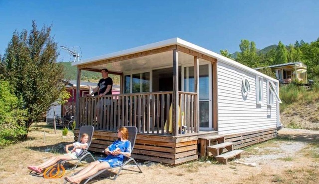 Camping 4 étoiles - Piscine - ccbacgd