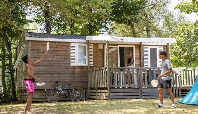 Camping 4 étoiles - Piscine - eeiifi