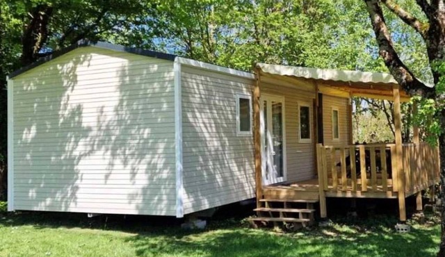 Camping 4 étoiles - Piscine - ccbahgh