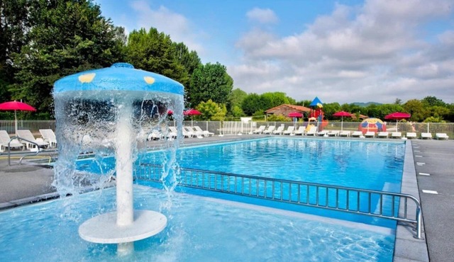Camping 4 étoiles - Piscine - ccbbgfb