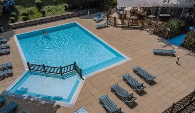 Camping 4 étoiles - Piscine - ccbaeef