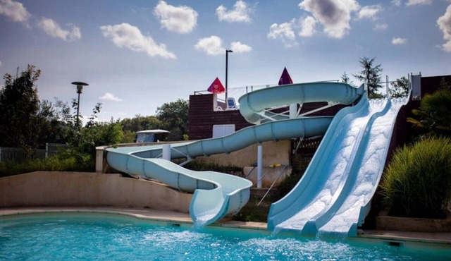 Camping 4 étoiles - Piscine - ccbecdb