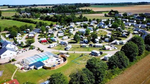 Camping 4 étoiles - Piscine - ccbgc00
