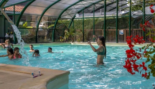 Camping 4 étoiles - Piscine - eecabc