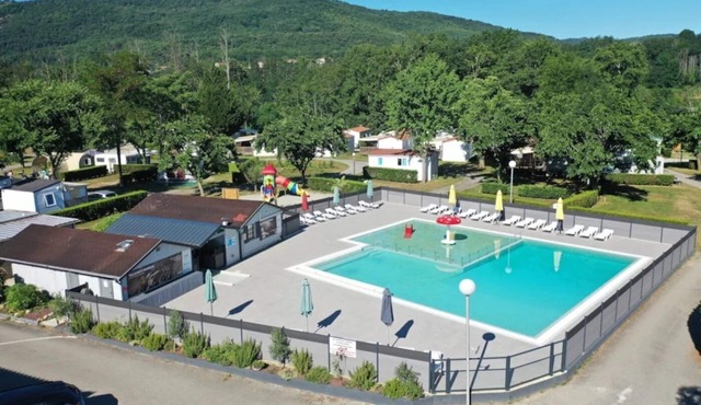 Camping 4 étoiles - Piscine - ccbeech
