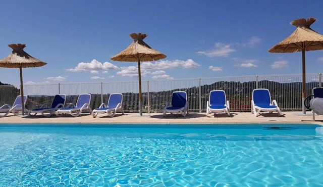 Camping 4 étoiles - Piscine - ccbehfc