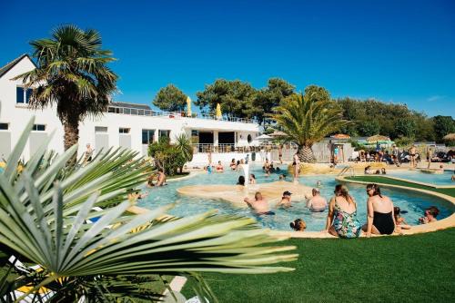 Camping 5 étoiles - Parc aquatique - eeiaid