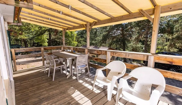 Camping Alpes Dauphiné * - Chalet Havitat 2 bedrooms 35m² 6 people