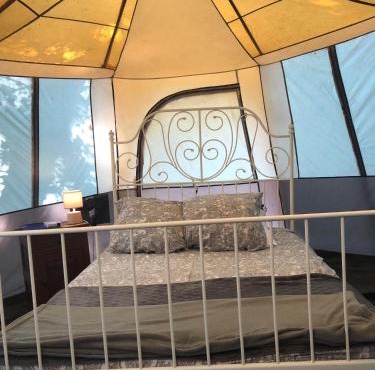 Camping Au Lac Du Drennec Glamping Tent