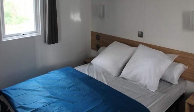 Camping Bois Simonet**** - Mobil Home Chataîgnier PMR 3 rooms 6 people Air-conditioned