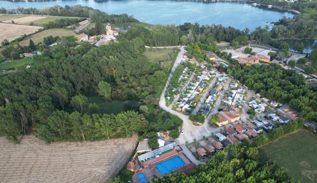 Camping Bungalow el Llac de Banyoles