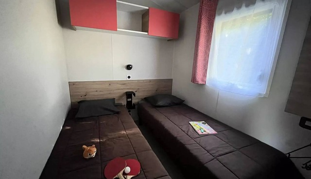Camping Campilo * - 4-Room Premium Cottage for 6 People with Air Conditioning
