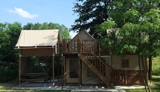 Camping du Lac* - Perched Cabin 4 Rooms 6 People