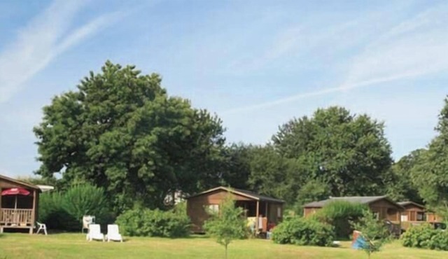 Camping Du Deffay **** - Chalet Azur 3 Rooms 3 Adults and 1 Child