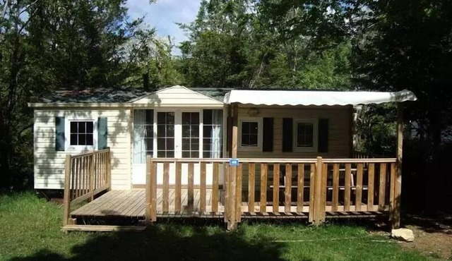 Camping de la Grande Prade * - Residence Mobile comfort Oak 3 Bedrooms with semi-covered wood terrace 18 m2 6 persons