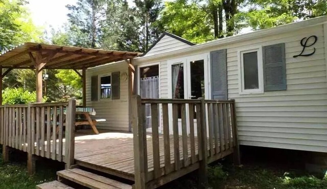 Camping de la Grande Prade * - Residence Mobile comfort walnuts with semi-covered wood terrace 18 m2 6 people
