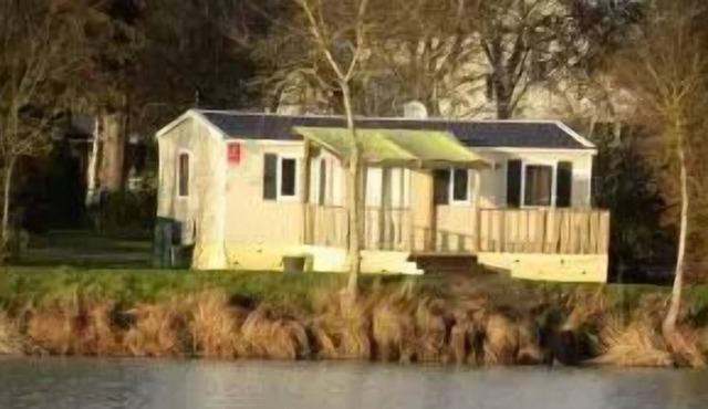 Camping de Sologne*** - Mobil Home Sauldre 4 rooms 6 people Air-conditioned Facing the lake