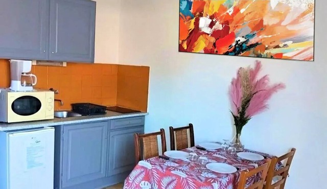 Camping des Bains * - Cottage 33m2 - 2 bedrooms 2 to 4 people - 2 pers. included in the tariff