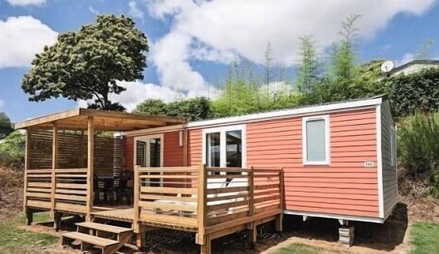 Camping Domaine de Bel Air***** - Mobile Home Family TV LV 4 rooms 6 people