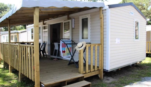 Camping Domaine de Pont Mahé* - Mobil-Home Super Cordelia 4 Rooms 6 People