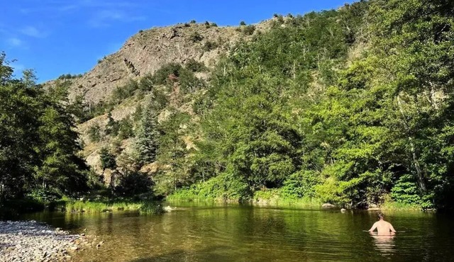 Camping du Viaduc* - Bivouac Tent 1 Room 1/2 People Without Toilets