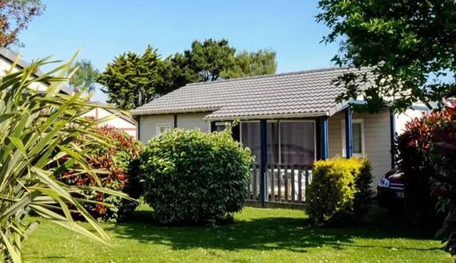 Camping Emerald - Sea Green by Sunêlia * - Chalet Classic 2 bedrooms 4 people