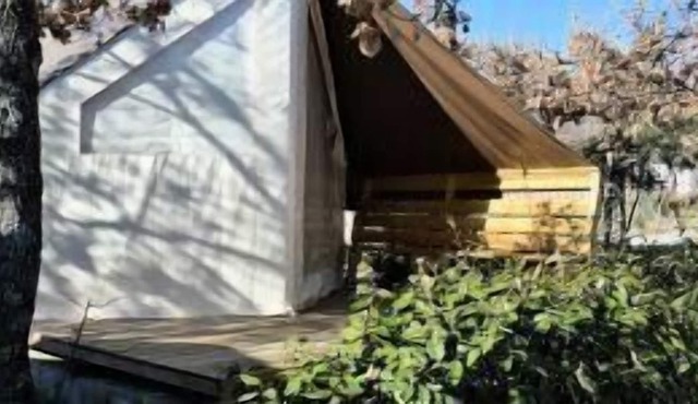 Camping Flower l'Epi Bleu* - Junior Standard Furnished Tent 3 rooms 4 people