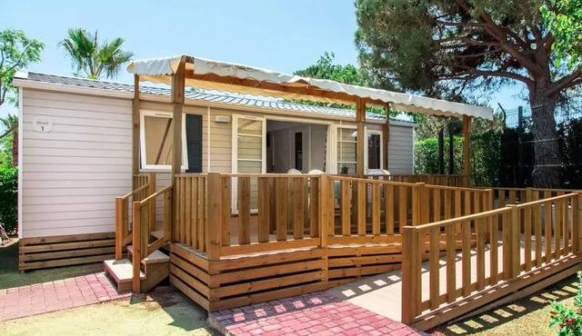 Camping Flower La Rivière * - Mobil Home Confort 3 rooms 4 people PMR