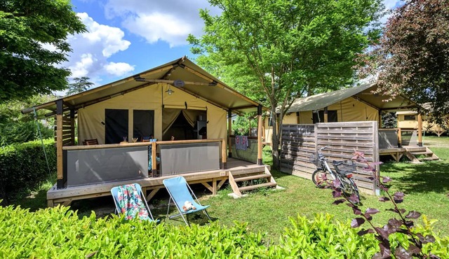 Camping Flower le Château* - Lodge Bali 3 rooms 4/5 people Without sanitary facilities