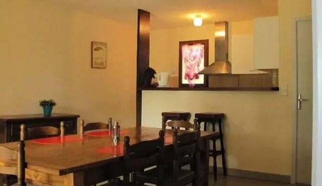 Camping Fontaine Du Roc* - Cottage 3 rooms 4 people