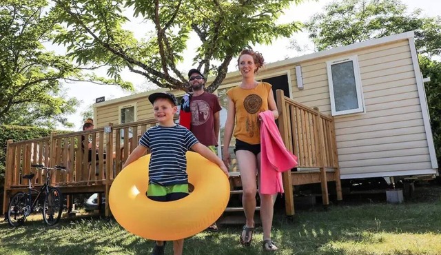 Camping La Nouvelle Croze* - 4 Room TV Family Mobile Home 6 people